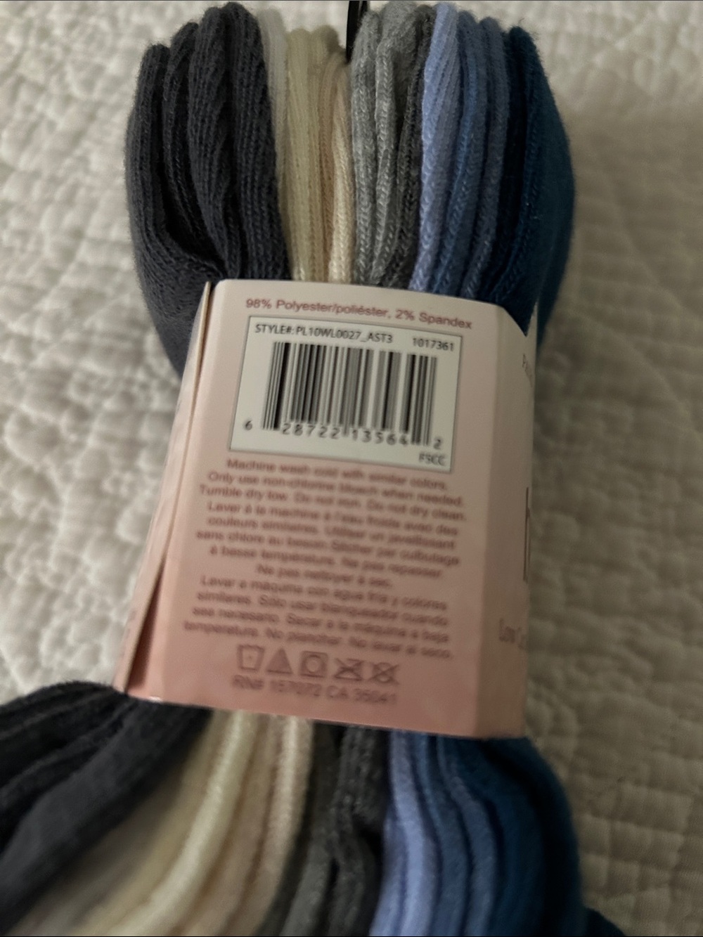 NWT Women's 10-Pack Crew Socks in Black, Navy, Gray & Cream - Picture 3 of 8